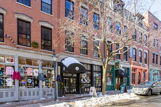 10 Exchange St in Portland, ME - Foto de edificio - Building Photo