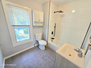 513 Sewall Ave in Asbury Park, NJ - Building Photo - Building Photo