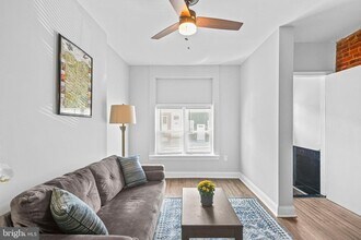 2457 Druid Hill Ave in Baltimore, MD - Building Photo - Building Photo