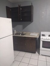 165 NW 125th St in North Miami, FL - Building Photo - Building Photo