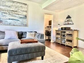 2021 Key Blvd, Unit 12617 in Arlington, VA - Foto de edificio - Building Photo