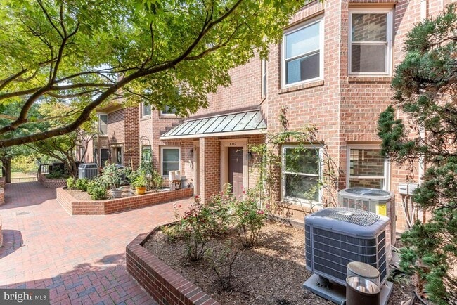 property at 4332 7th St N