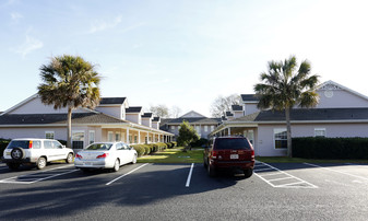 New Orleans Courtyard Apartments