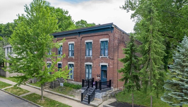 property at 635-639 Oregon St