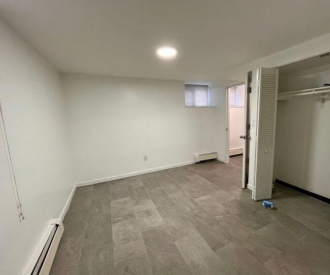 34 Badeau Pl in New Rochelle, NY - Building Photo - Building Photo
