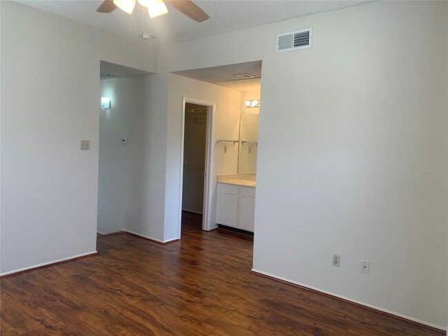property at 2710 Grants Lake Blvd