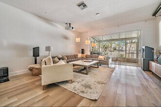 8434 Sandy Beach St in Tampa, FL - Building Photo - Building Photo