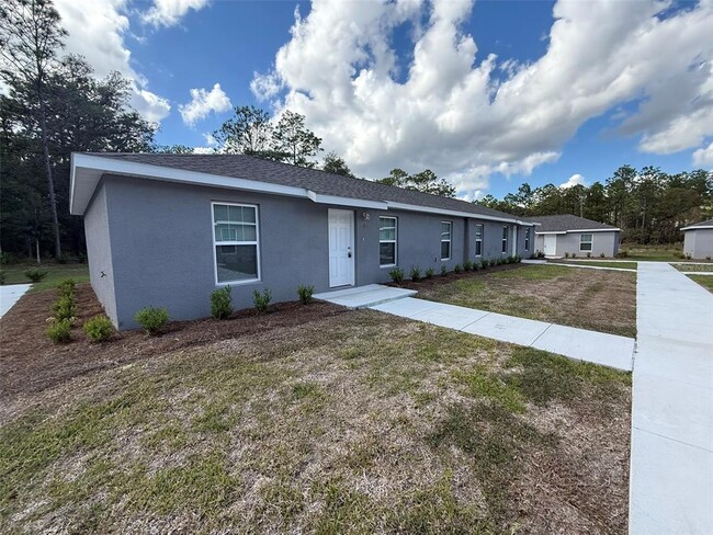 9545 N Travis Dr in Citrus Springs, FL - Building Photo - Building Photo