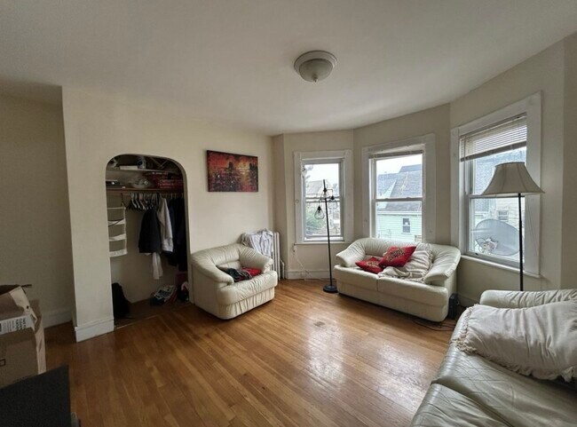 112 Murdock St, Unit 3