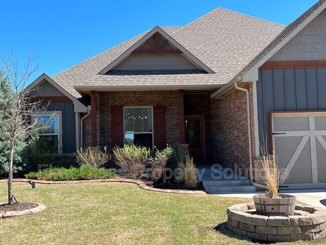 3116 Drake Crest Dr in Edmond, OK - Building Photo - Building Photo
