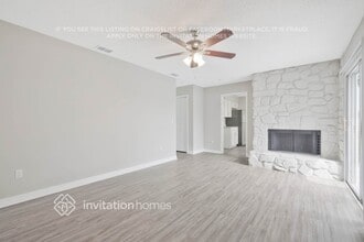 6196 Raintree Rd in Jacksonville, FL - Building Photo - Building Photo