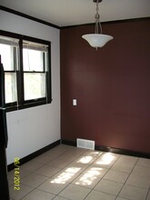 4847 N Santa Monica Blvd, Unit Townhome of Whitefish Bay in Whitefish Bay, WI - Foto de edificio - Building Photo