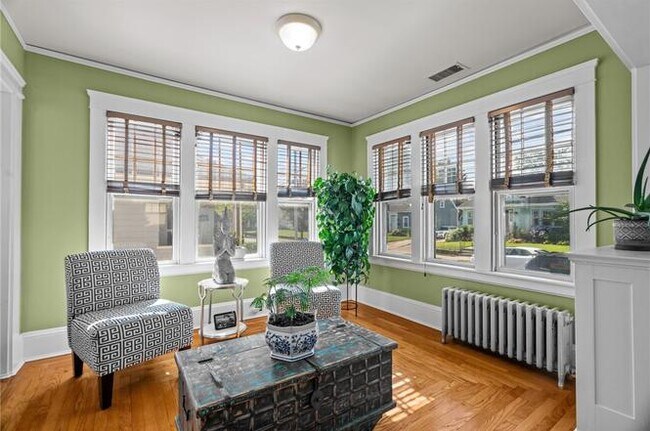 84 Friendly Rd in Cranston, RI - Building Photo - Building Photo