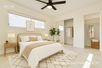 700 Glenway Dr in Inglewood, CA - Foto de edificio - Building Photo