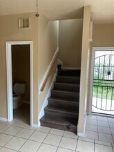 8130 Jutland Rd, Unit B in Houston, TX - Building Photo - Building Photo