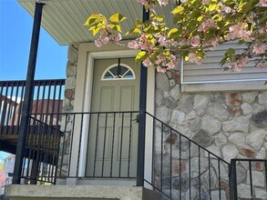 16 David Lester Dr in Monroe, NY - Building Photo - Building Photo