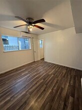 2701 Hemphill St in Fort Worth, TX - Foto de edificio - Building Photo