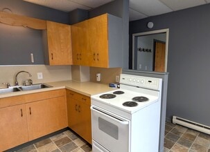 123 W Colby St in Whitehall, MI - Building Photo - Building Photo