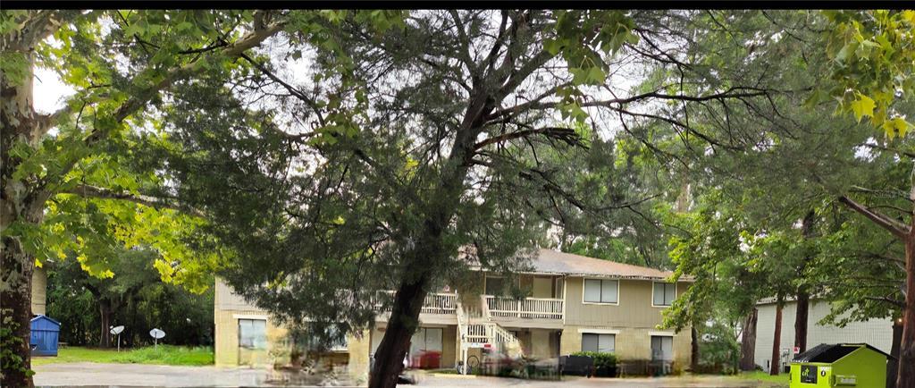 6816 SW 4th Pl in Gainesville, FL - Foto de edificio