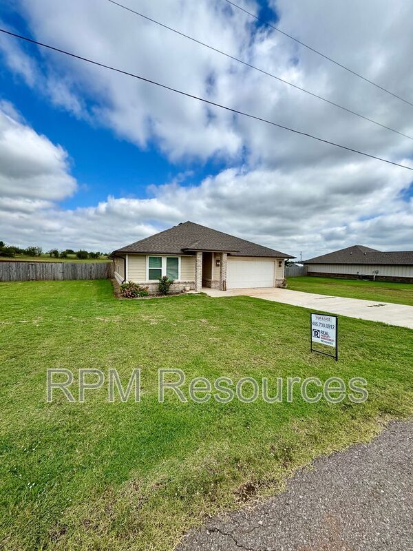 1936 Eli Ave in Tuttle, OK - Building Photo - Building Photo