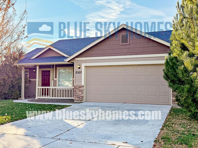 2503 N Blue Blossom Way in Kuna, ID - Building Photo