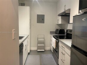 401 NW 107th Ave in Miami, FL - Building Photo - Building Photo