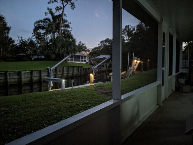 3172 SW Lake Terrace in Palm City, FL - Building Photo - Building Photo