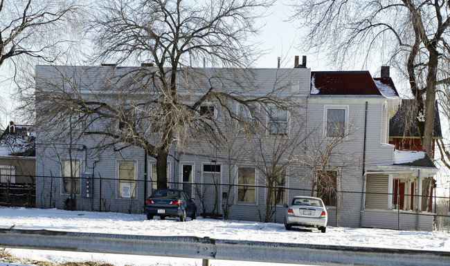 2085 Columbus Rd in Cleveland, OH - Building Photo - Building Photo