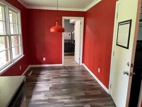 5889 N Fulton Cir NW in Norcross, GA - Foto de edificio - Building Photo