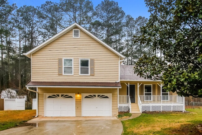 property at 3058 Favor Pines Ct