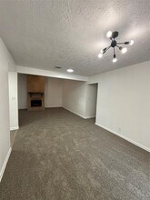 8119 Amurwood Dr in Tomball, TX - Building Photo - Building Photo