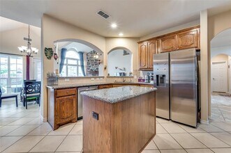 314 Trakehner Trail in Celina, TX - Foto de edificio - Building Photo