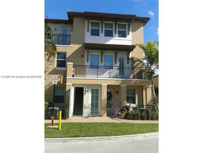 property at 948 SW 147th Ave