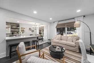 5050 Pittman St in North Charleston, SC - Building Photo - Building Photo