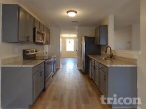 1415 Lochspring Dr in Rockwall, TX - Building Photo - Building Photo