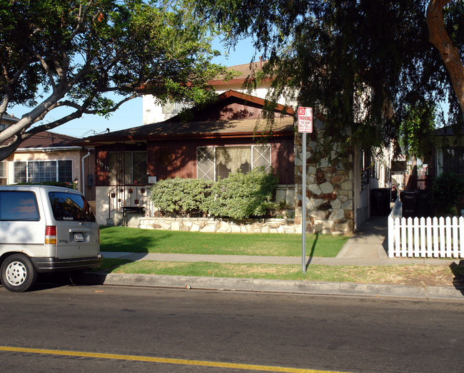 Residential Condominiums in Hawthorne, CA - Building Photo - Building Photo