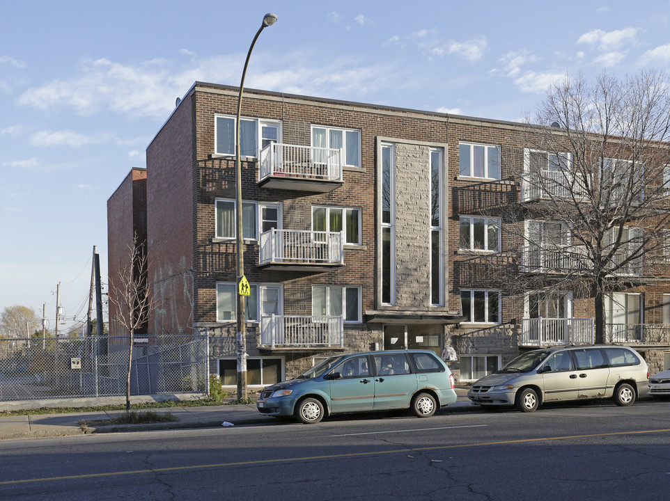 3270 Hochelaga in Montréal, QC - Building Photo