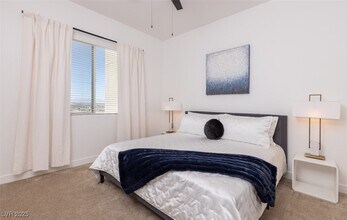100 E Warm Springs Rd in Henderson, NV - Building Photo - Building Photo