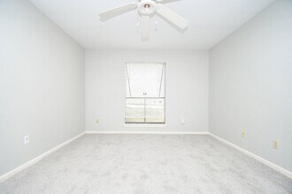 8433 Hearth Dr, Unit 1 in Houston, TX - Building Photo - Building Photo