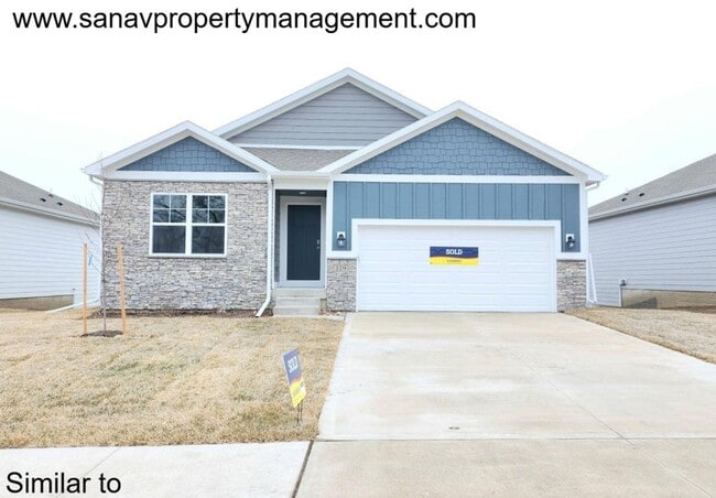 119 Dakota Cir in Waukee, IA - Foto de edificio - Building Photo
