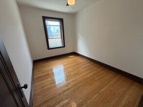 5500 W George St in Chicago, IL - Building Photo - Building Photo