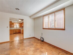 1038 Saxon Ave in Akron, OH - Building Photo - Building Photo
