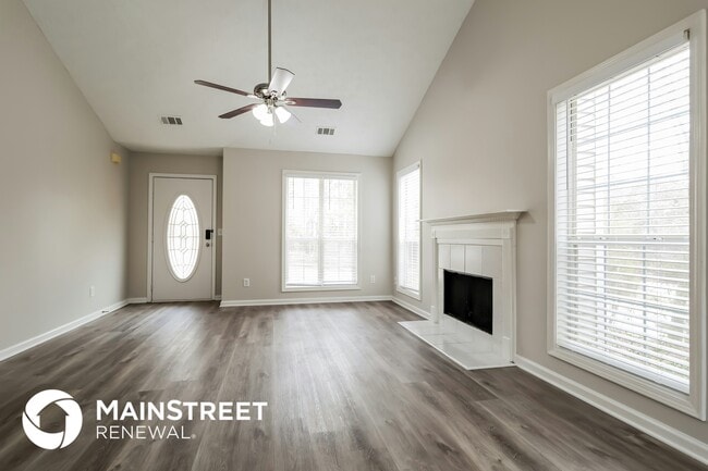 5107 Scenic View Rd in Flowery Branch, GA - Building Photo - Building Photo