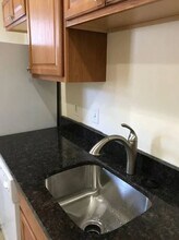 8 Dudley St, Unit 1 in Cambridge, MA - Building Photo - Building Photo