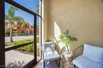11919 Palba Way in Ft. Myers, FL - Foto de edificio - Building Photo