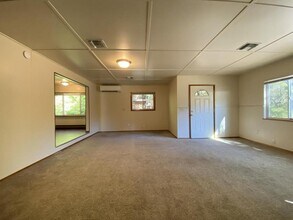 784 Murphy Creek Rd in Grants Pass, OR - Building Photo - Building Photo