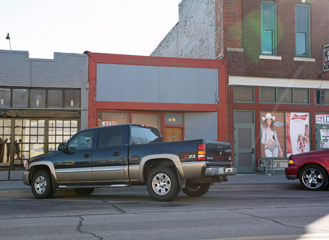 818 N Kansas Ave in Topeka, KS - Building Photo - Building Photo