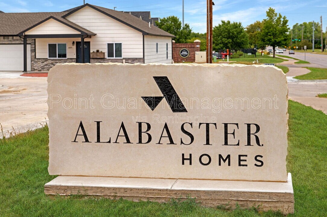 2829 N Oliver St in Wichita, KS - Foto de edificio