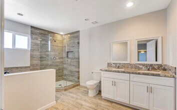1932 Hassett Ave in Las Vegas, NV - Building Photo - Building Photo