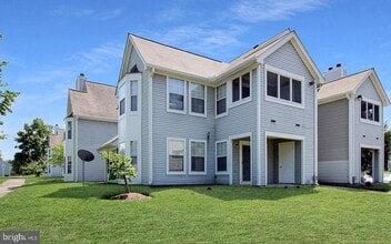 14002 Lord Marlborough Pl in Upper Marlboro, MD - Foto de edificio - Building Photo